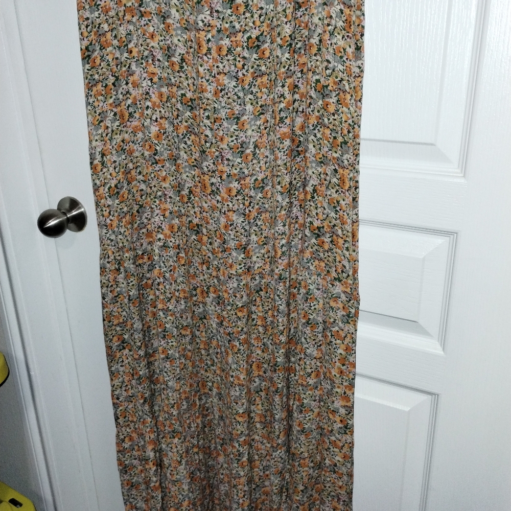 Floral V-Neck Maxi Dress in Brown - Women - Picture 11 of 11